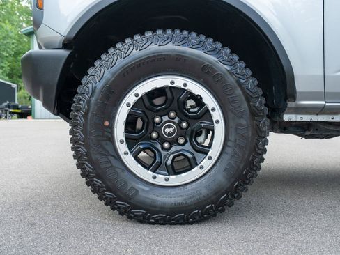 Used 2024 Ford Bronco Big Bend w/ Sasquatch Package AWD/4WD image 10