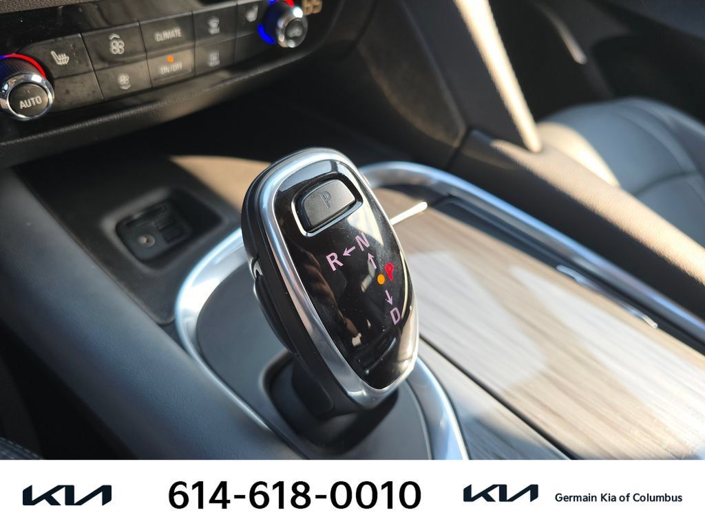 Used 2021 Buick Enclave Essence w/ Sound and Sites Package FWD image 25
