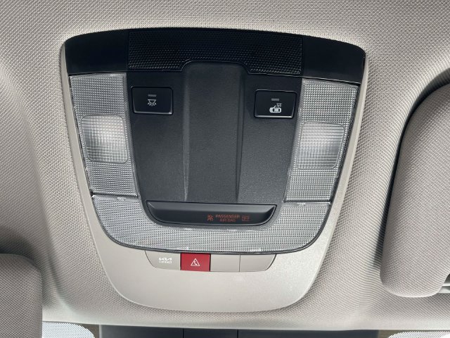 Certified 2026 Kia Sorento LX FWD image 32