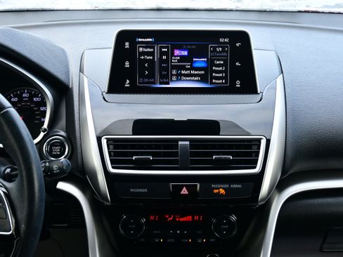 Used 2020 Mitsubishi Eclipse Cross SE image 18