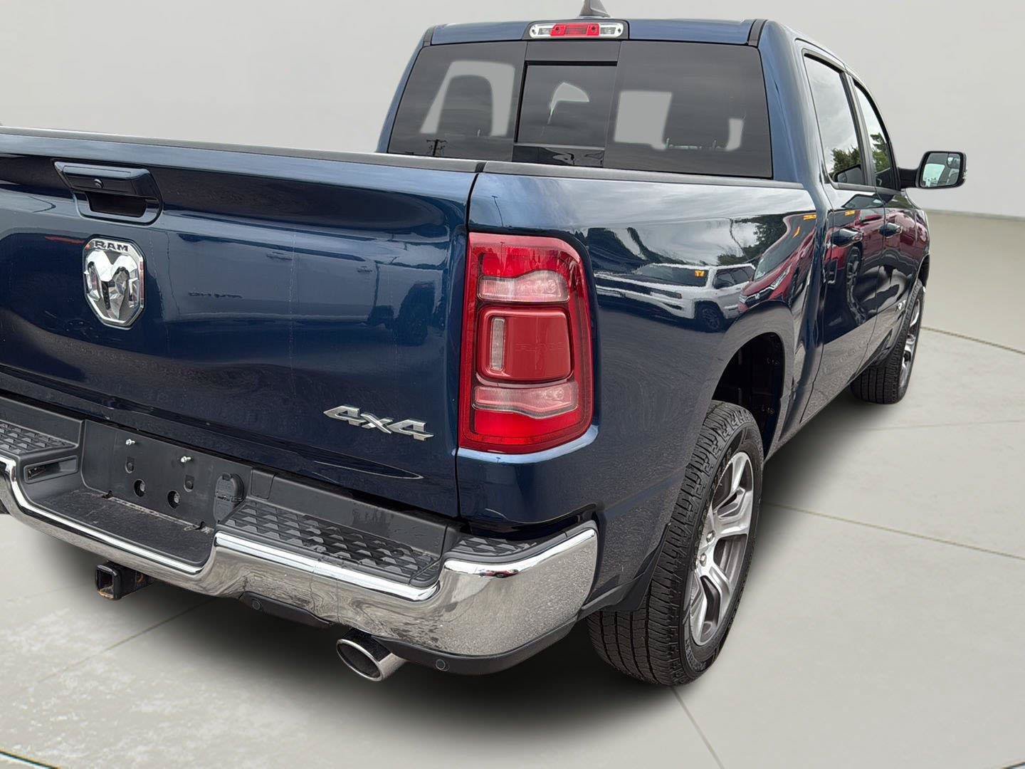 Used 2023 RAM 1500 Laramie AWD/4WD image 26
