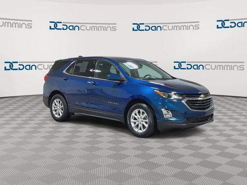 Used 2020 Chevrolet Equinox LT FWD image 2