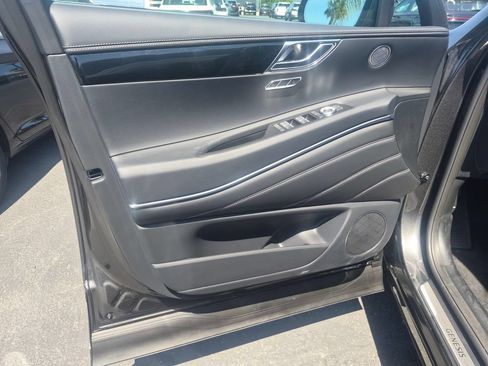 Used 2026 Genesis GV80 2.5T RWD image 8