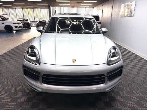 Used 2020 Porsche Cayenne AWD/4WD image 6