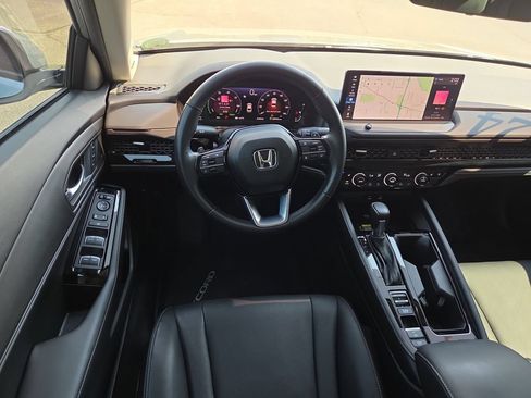 Used 2024 Honda Accord Touring image 13