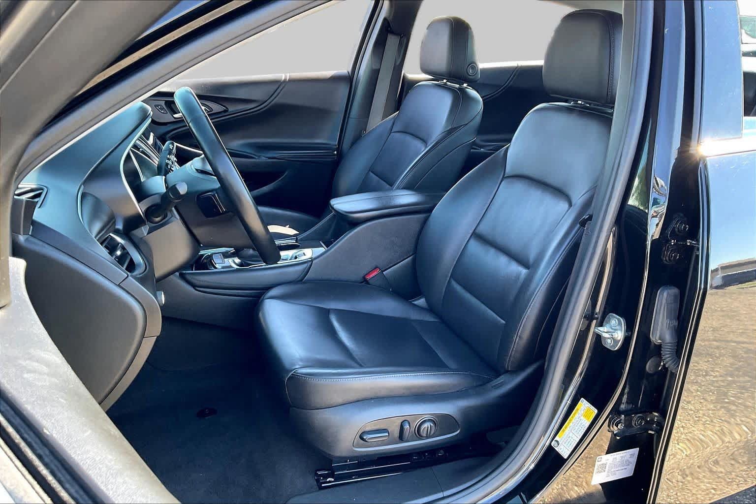 Used 2024 Chevrolet Malibu LT FWD image 8