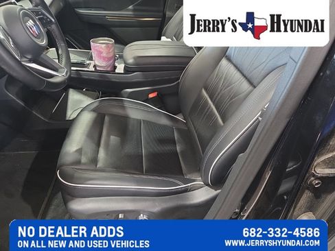Used 2025 Buick Enclave Avenir w/ Super Cruise Package FWD image 7