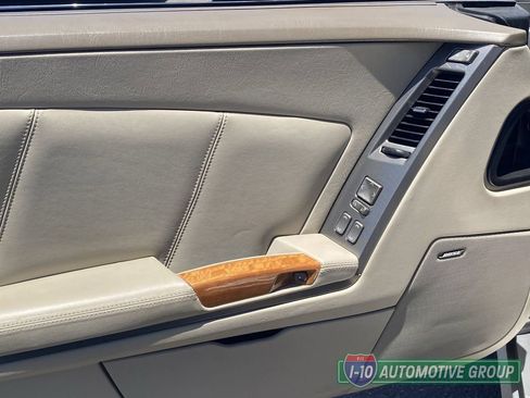 Used 2005 Cadillac XLR RWD image 21