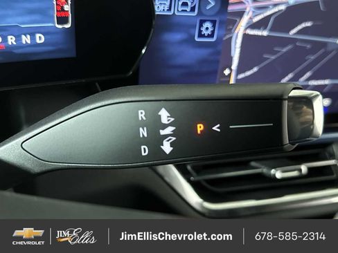 New 2026 Chevrolet Equinox EV LT image 32