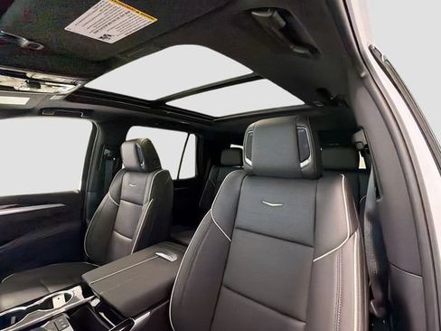 New 2026 Cadillac Escalade Sport w/ Touring Package AWD/4WD image 22