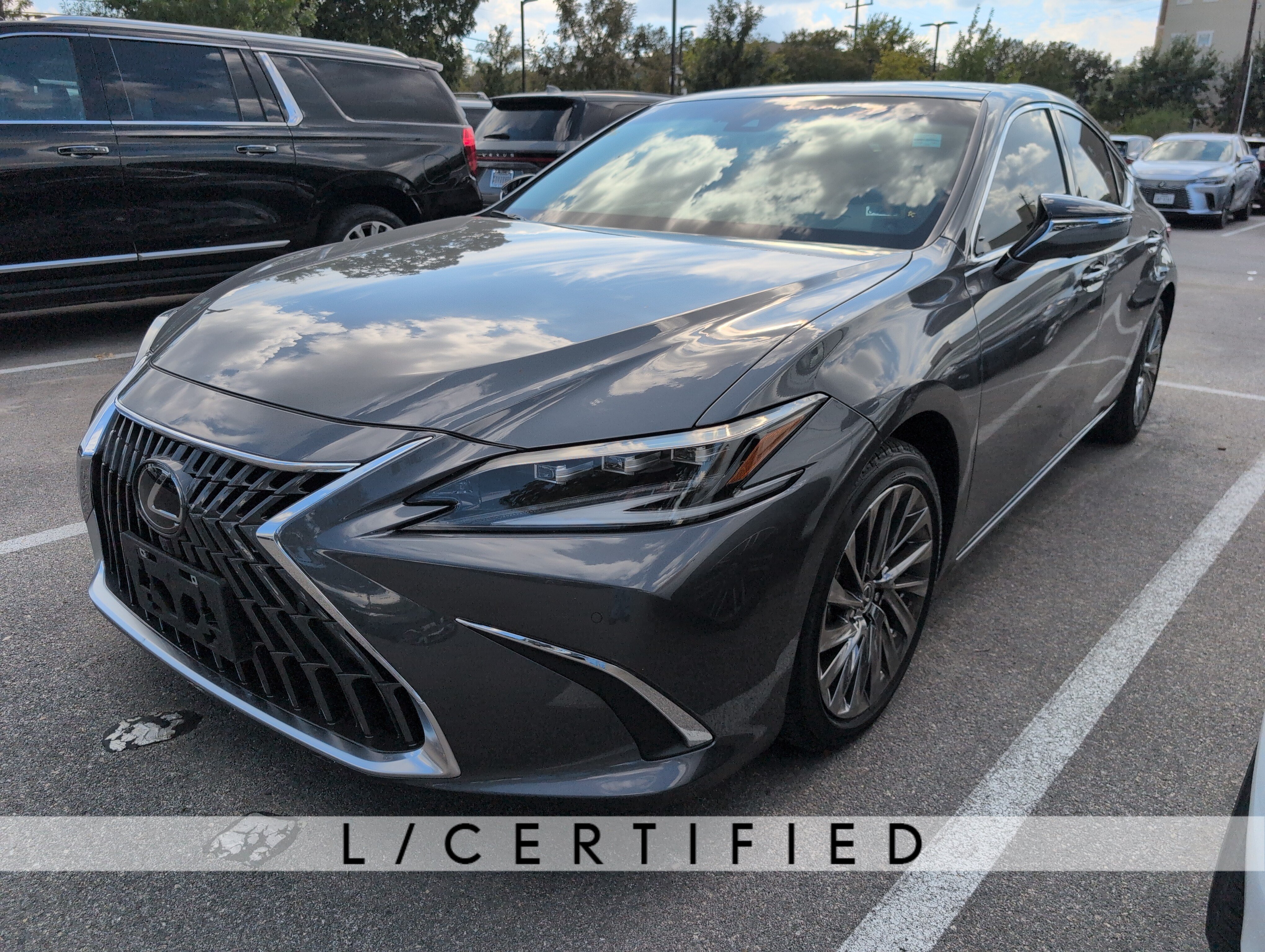 Used 2025 Lexus ES 350 Ultra Luxury w/ Accessory Package (Z1) FWD image 1