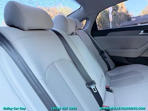 Used 2016 Hyundai Sonata SE FWD image 22