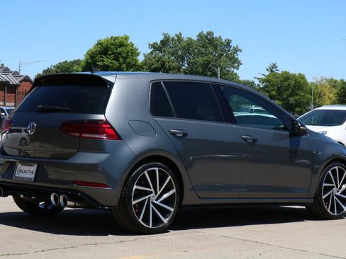 Used 2019 Volkswagen Golf 4-Door AWD/4WD image 13