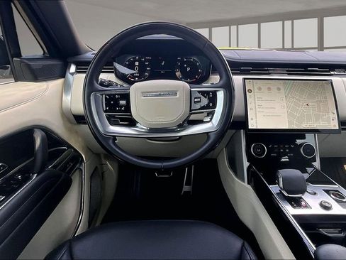Used 2023 Land Rover Range Rover Autobiography AWD/4WD image 5