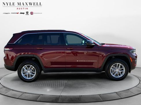 New 2026 Jeep Grand Cherokee Laredo X image 17