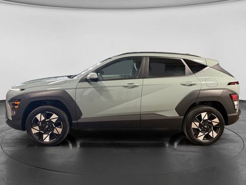 Used 2024 Hyundai Kona SEL image 8