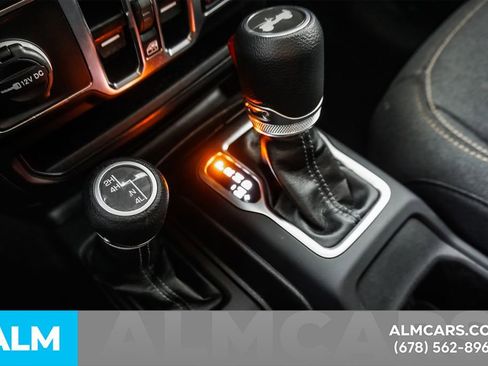Used 2025 Jeep Wrangler Unlimited Sport AWD/4WD image 38
