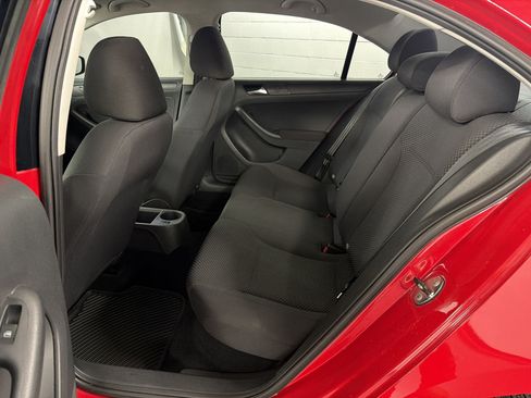 Used 2012 Volkswagen Jetta Sedan FWD image 19