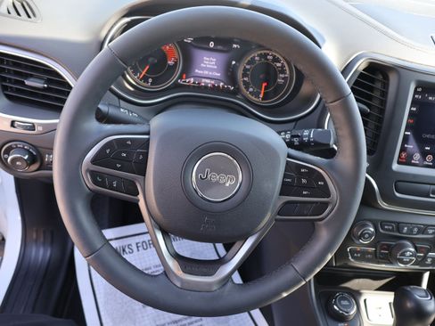 Used 2022 Jeep Cherokee Latitude Lux AWD/4WD image 35