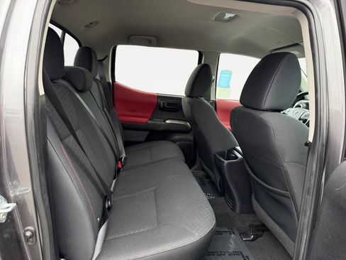 Used 2023 Toyota Tacoma SR5 image 18