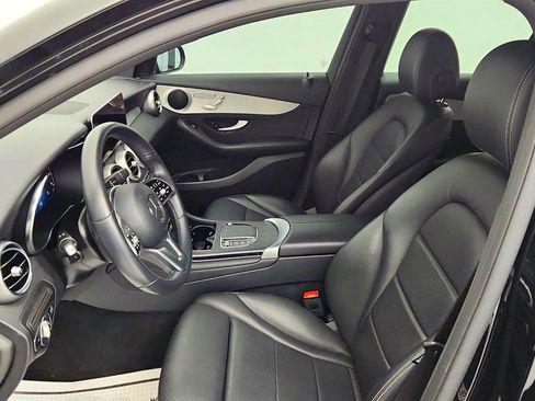 Used 2022 Mercedes-Benz GLC 300 image 19