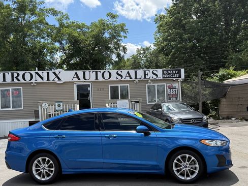 Used 2020 Ford Fusion SE FWD image 6