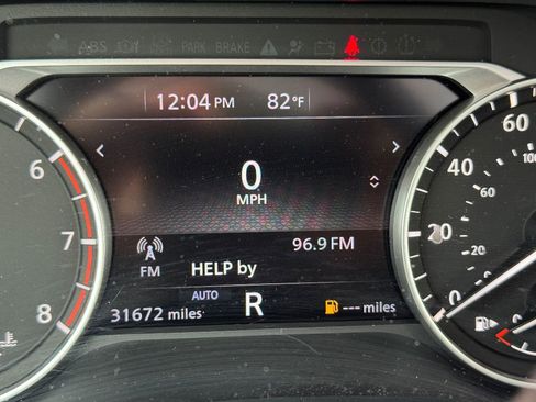 Used 2021 Nissan Rogue SL image 22