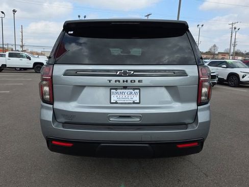 Used 2024 Chevrolet Tahoe Z71 w/ Luxury Package image 4