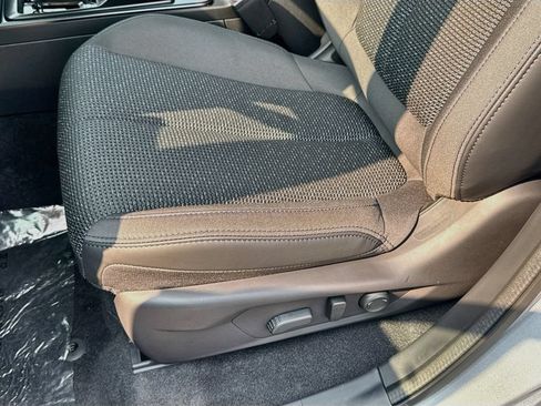 New 2026 Subaru Forester Premium AWD/4WD image 16