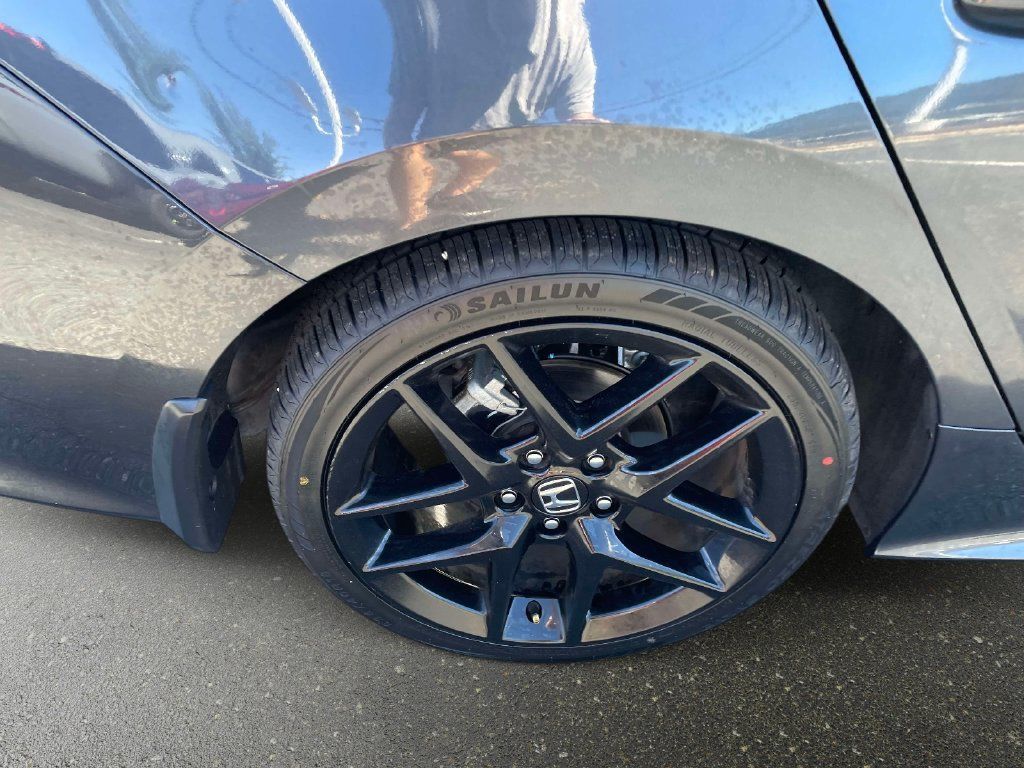 Used 2025 Honda Civic Sport image 7