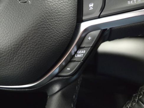 New 2026 RAM 1500 4x4 Crew Cab image 20