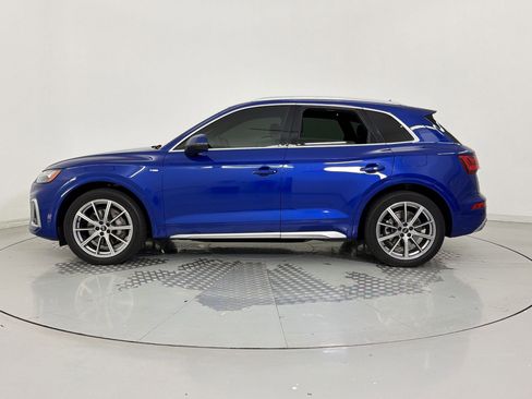 Used 2022 Audi Q5 e Prestige w/ Prestige Package AWD/4WD image 2