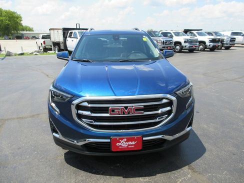 Certified 2019 GMC Terrain SLT w/ Preferred Package FWD image 13