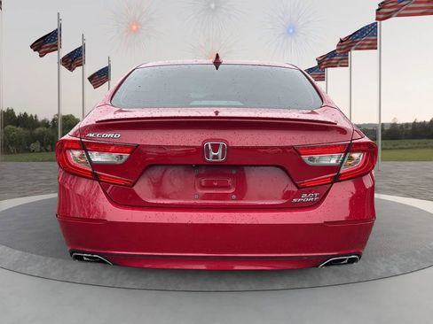 Used 2018 Honda Accord Sport image 6