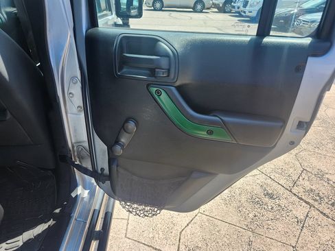Used 2015 Jeep Wrangler Unlimited Sport AWD/4WD image 21