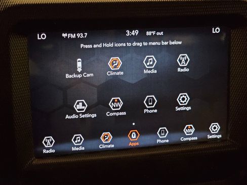 Used 2020 Jeep Wrangler Unlimited Sahara AWD/4WD image 12