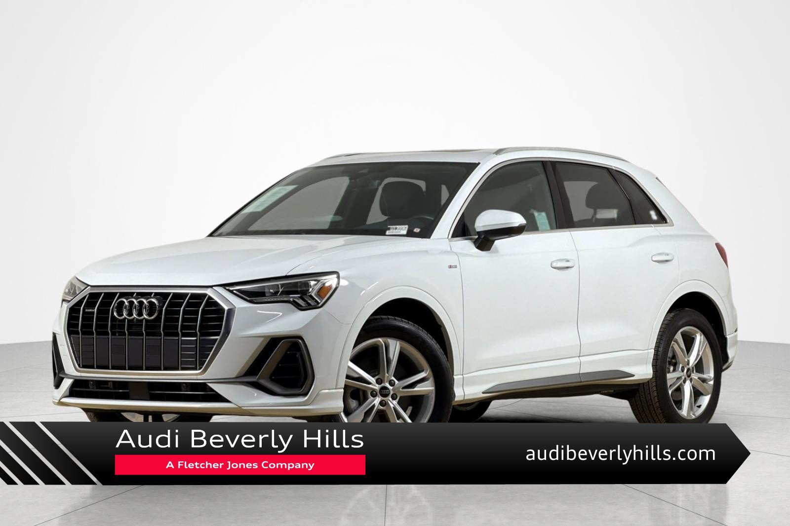 Used 2023 Audi Q3 2.0T Premium Plus w/ Premium Plus Package AWD/4WD image 1