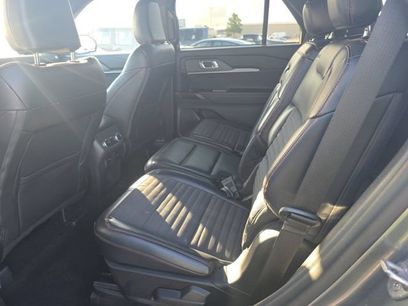 Used 2025 Ford Explorer ST-Line w/ ST-Line Street Pack