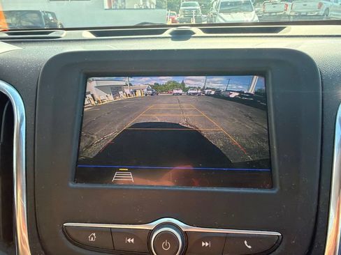 Used 2020 Chevrolet Equinox LT FWD image 13