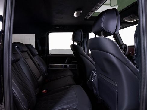 Used 2025 Mercedes-Benz G 63 AMG 4MATIC image 19