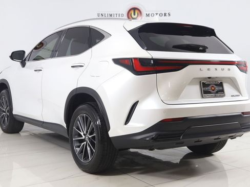 Used 2024 Lexus NX 250 FWD image 4
