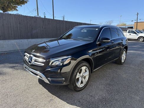 Used 2018 Mercedes-Benz GLC 350e 4MATIC image 5