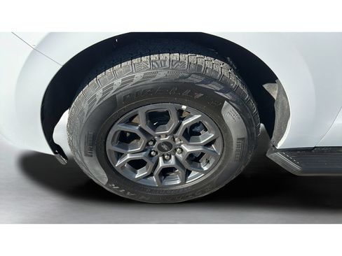 Used 2025 Ford Expedition Active AWD/4WD image 23