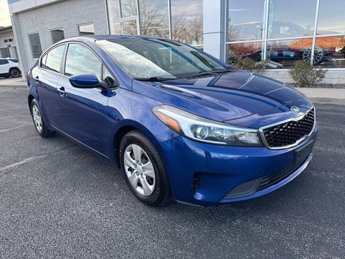 Used 2017 Kia Forte LX image 1