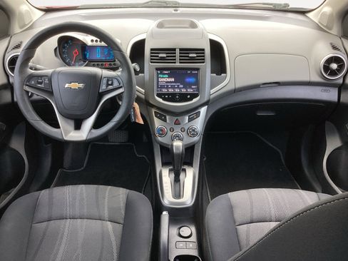 Used 2016 Chevrolet Sonic LT image 4
