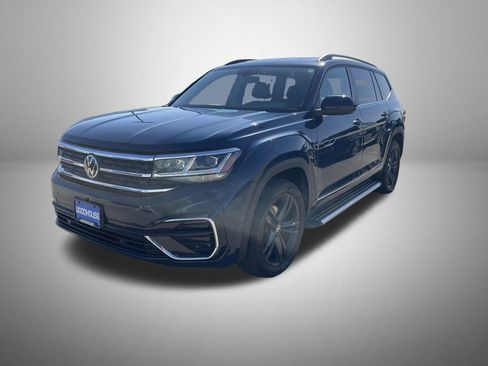 Used 2021 Volkswagen Atlas SE image 1