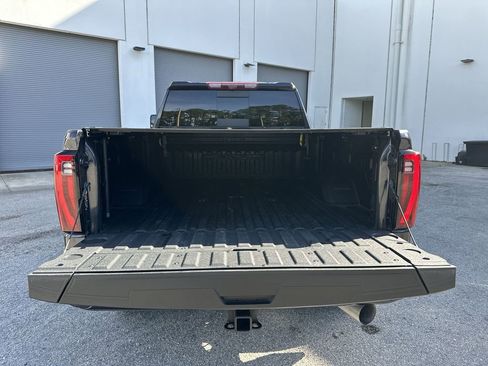 Certified 2024 GMC Sierra 2500 Denali w/ Denali Reserve Package AWD/4WD image 26