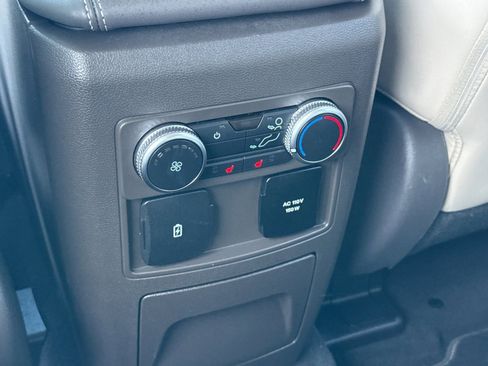 Used 2022 Ford Explorer Platinum w/ Equipment Group 601A image 15