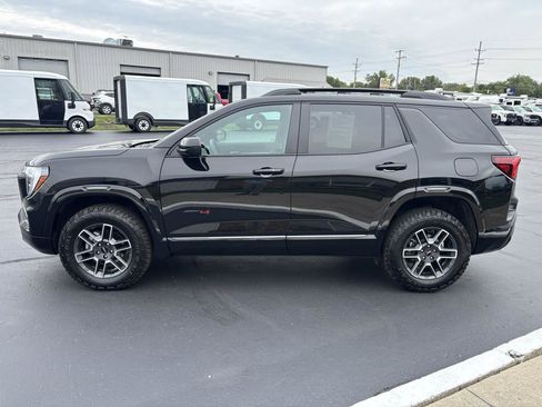 Used 2026 GMC Terrain AT4 w/ LPO, Black Badging Package AWD/4WD image 6