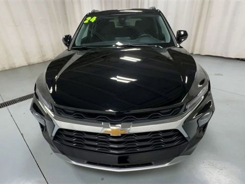 Used 2024 Chevrolet Blazer LT w/ Convenience Package image 3